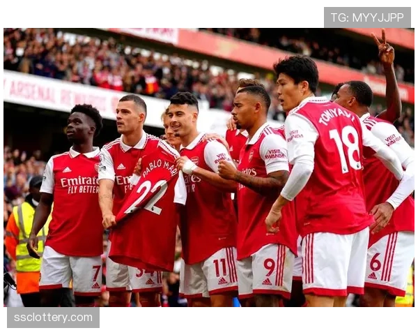 电讯报:阿森纳计划今夏重磅引援,以弥补欧冠出局的遗憾 电讯报:阿森纳计划今夏重磅引援,以弥补欧冠出局的遗憾